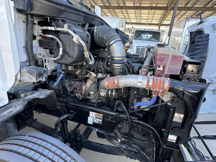 2020 Peterbilt 579-9