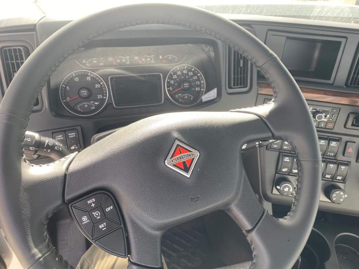 2026 International HX620-9