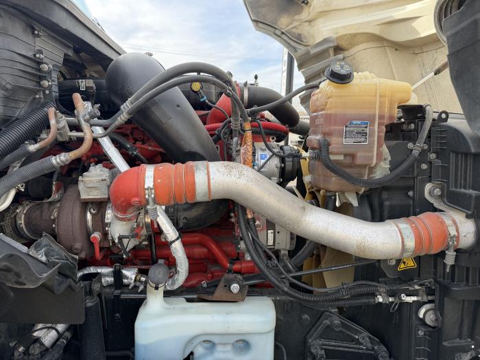 2019 International LT625-9