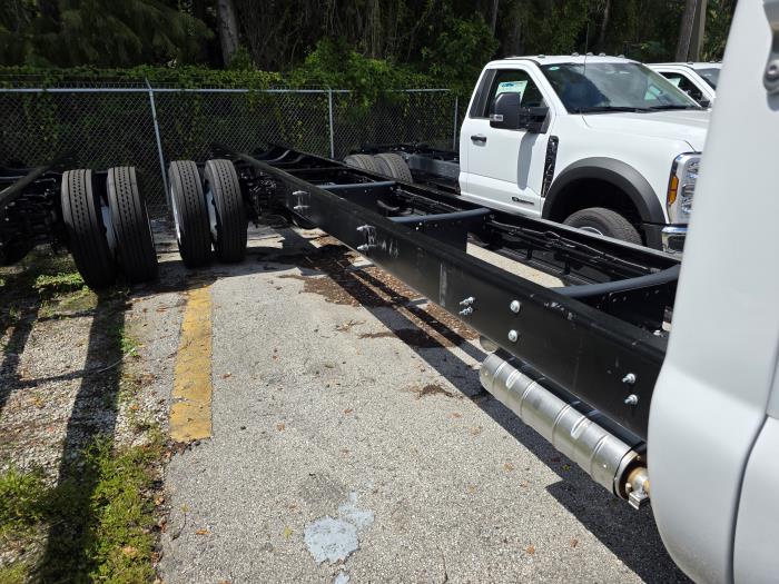 2026 Ford F-750-4