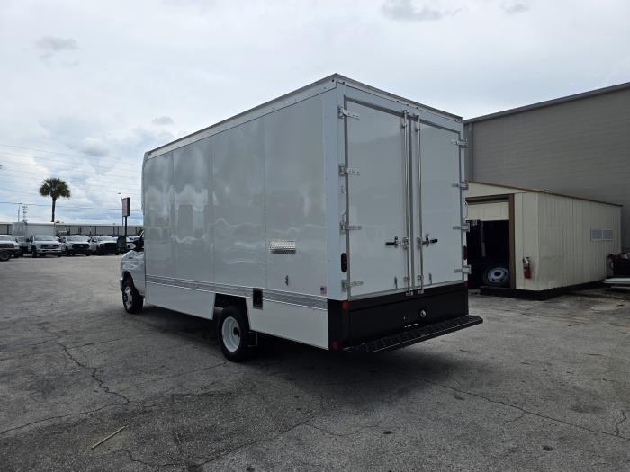 2026 Ford E-450-6