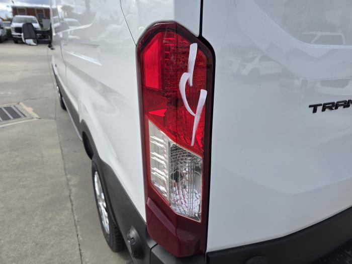 2026 Ford Transit-250-13