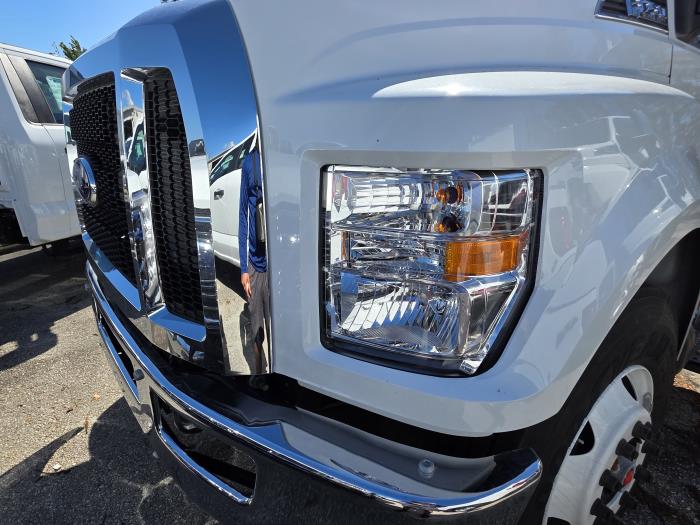 2026 Ford F-750-11