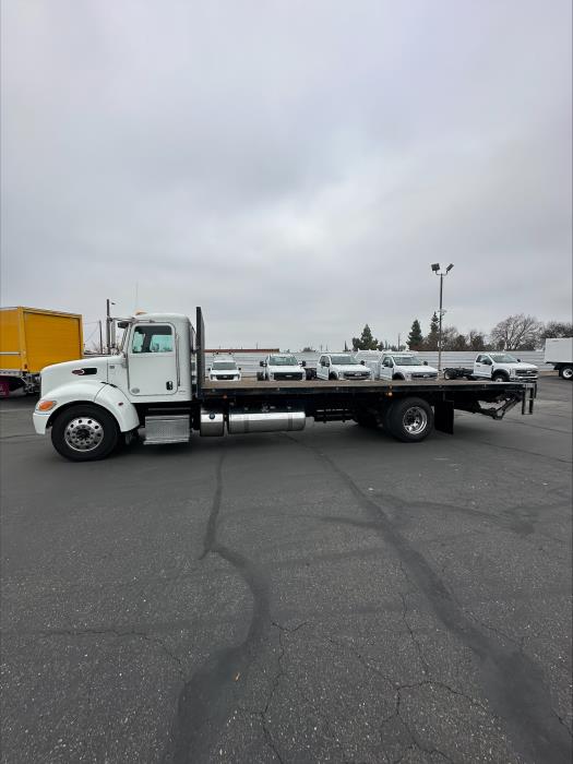 2019 Peterbilt 337-0