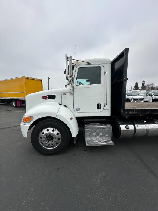 2019 Peterbilt 337-1