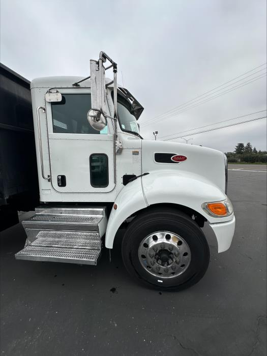 2019 Peterbilt 337-3