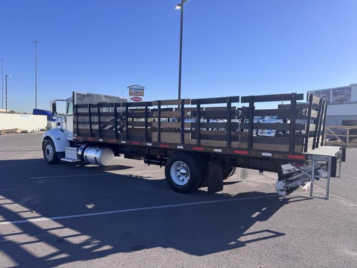 2020 Peterbilt 337-2