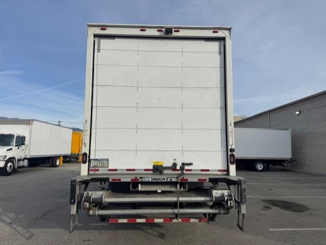 2019 Freightliner Business Class M2 106-6