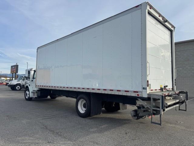 2019 Freightliner Business Class M2 106-8