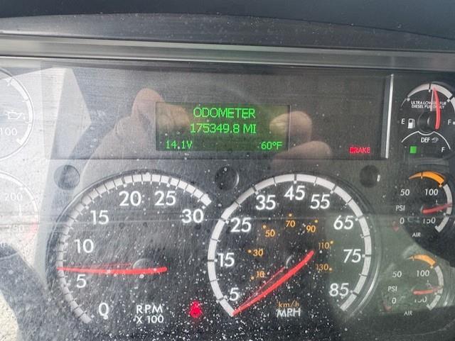 2019 Freightliner Business Class M2 106-11