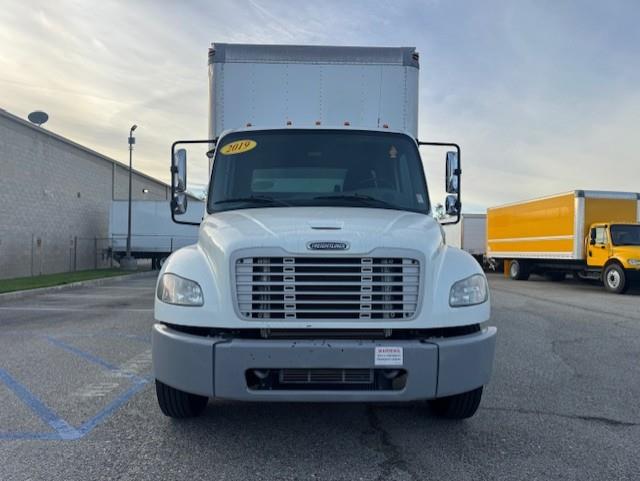 2019 Freightliner Business Class M2 106-2