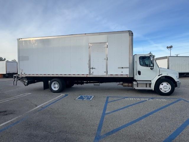 2019 Freightliner Business Class M2 106-4