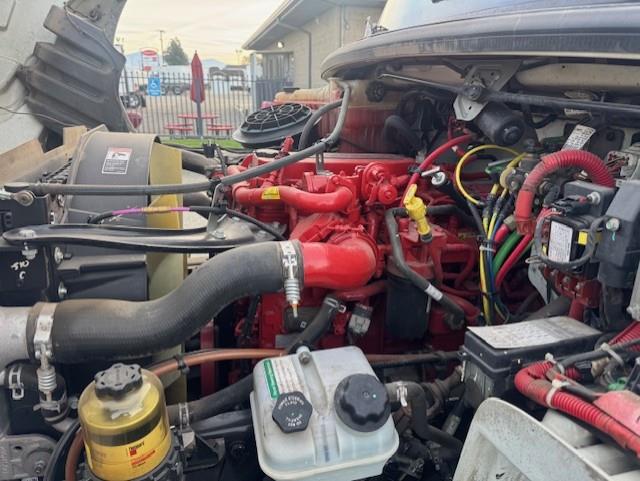 2019 Freightliner Business Class M2 106-12