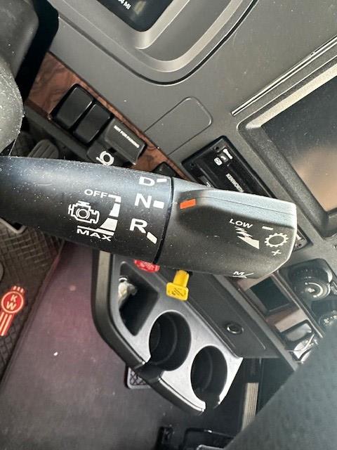 2023 Kenworth T680-10