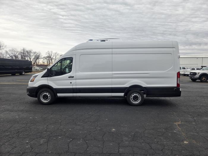 2026 Ford Transit-350-2