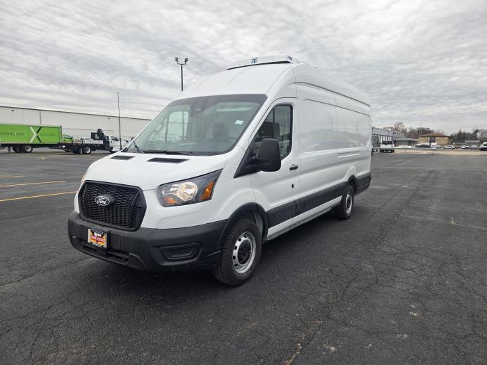 2026 Ford Transit-350-1