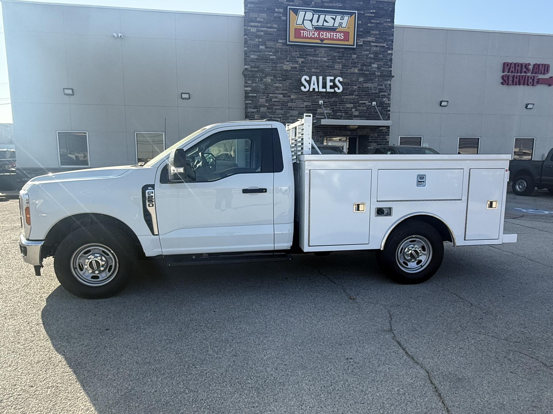 New 2025 Ford F-250 - photo 5