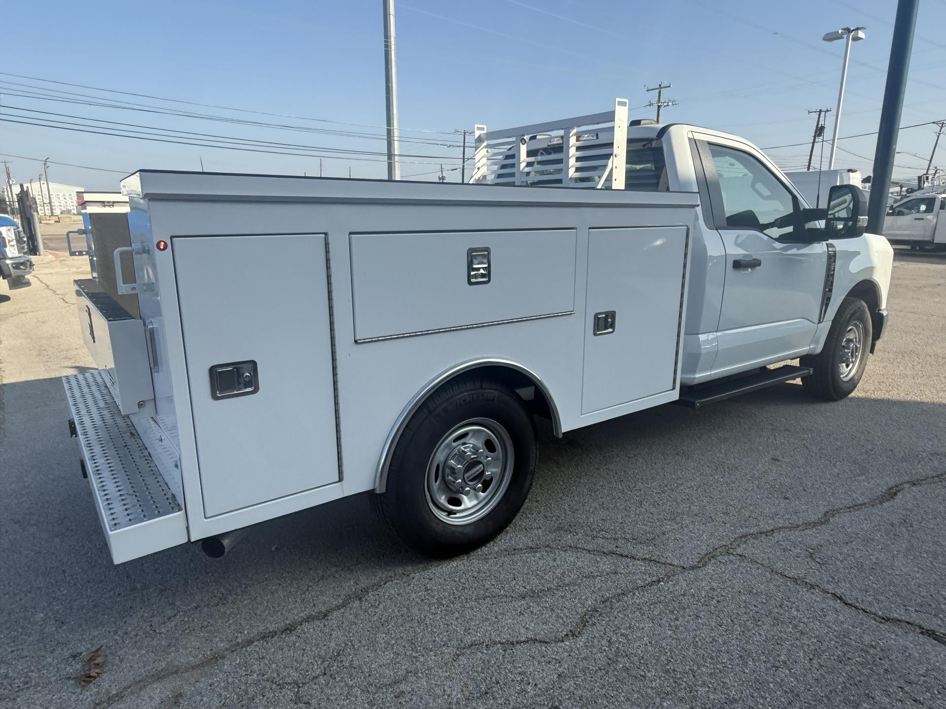 New 2025 Ford F-250 - photo 8