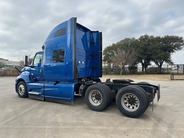 2022 International LT625-4