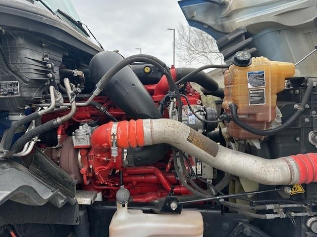 2022 International LT625-16