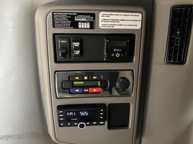 2022 International LT625-52