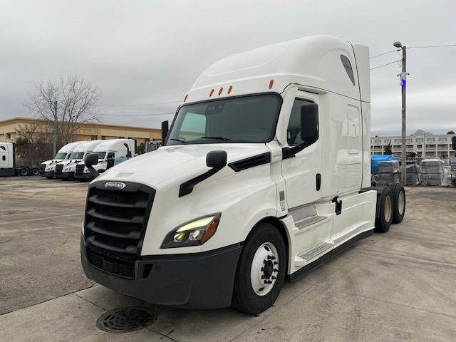 2020 Freightliner Cascadia-1