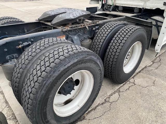 2020 Freightliner Cascadia-7