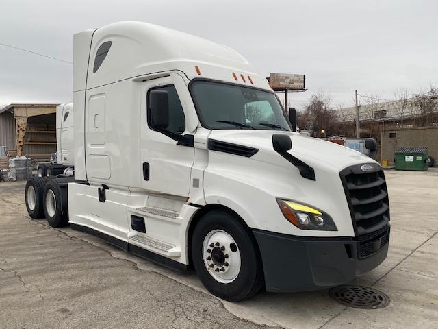 2020 Freightliner Cascadia-9