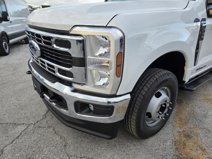 2026 Ford F-350-9