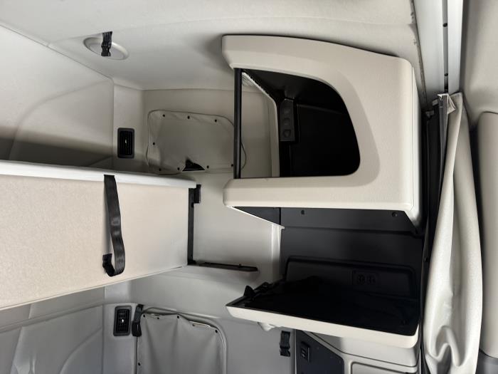 2021 Peterbilt 579-14