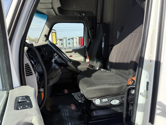 2021 Peterbilt 579-17