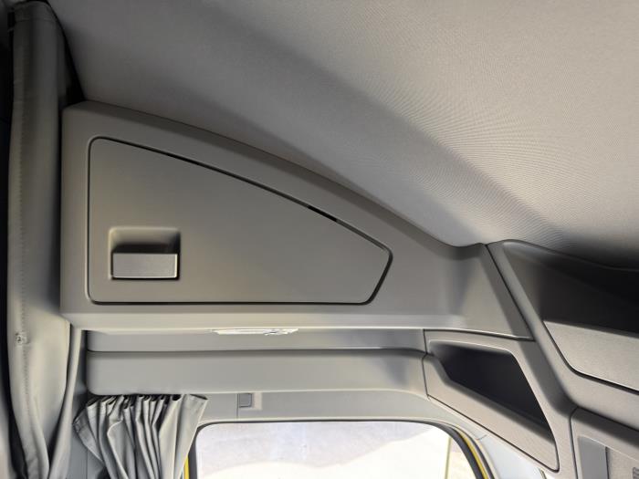 2024 Kenworth T680-15