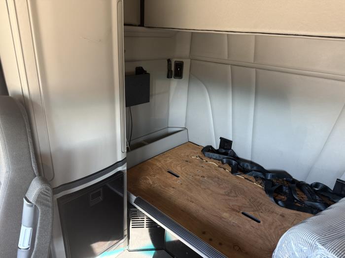 2021 Peterbilt 579-11