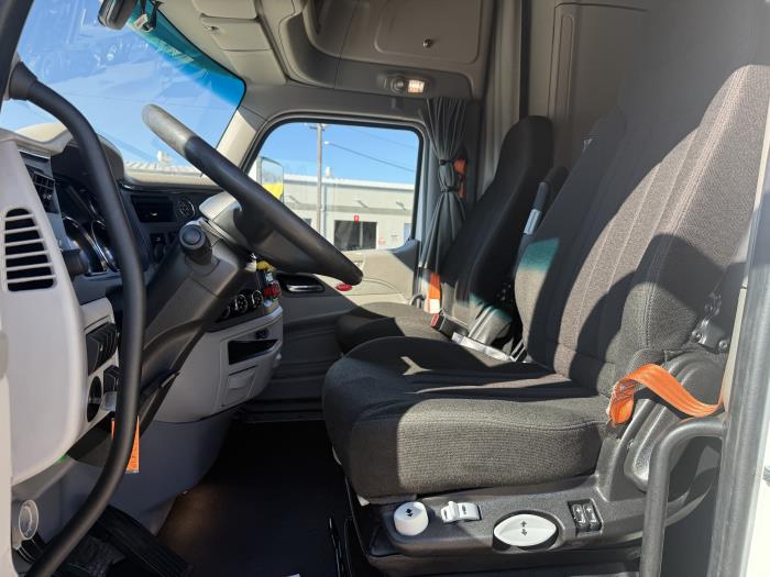 2021 Peterbilt 579-15