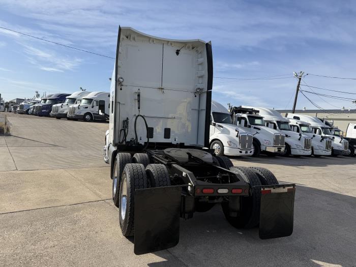 2021 Peterbilt 579-33