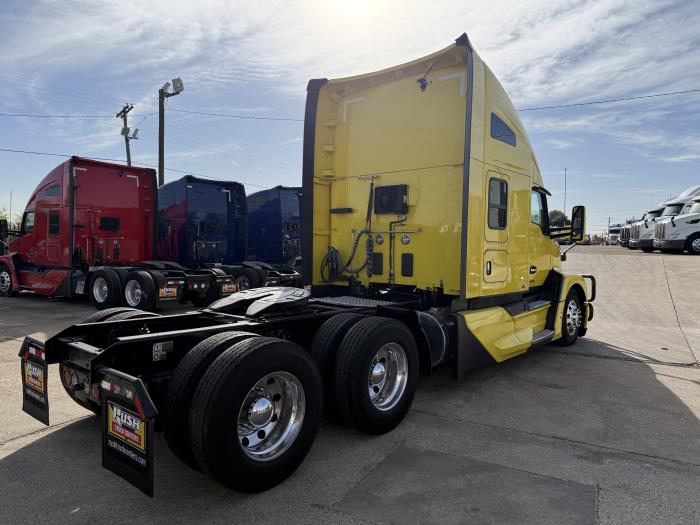 2024 Kenworth T680-32