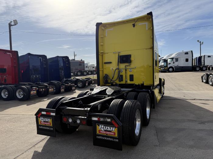 2024 Kenworth T680-33