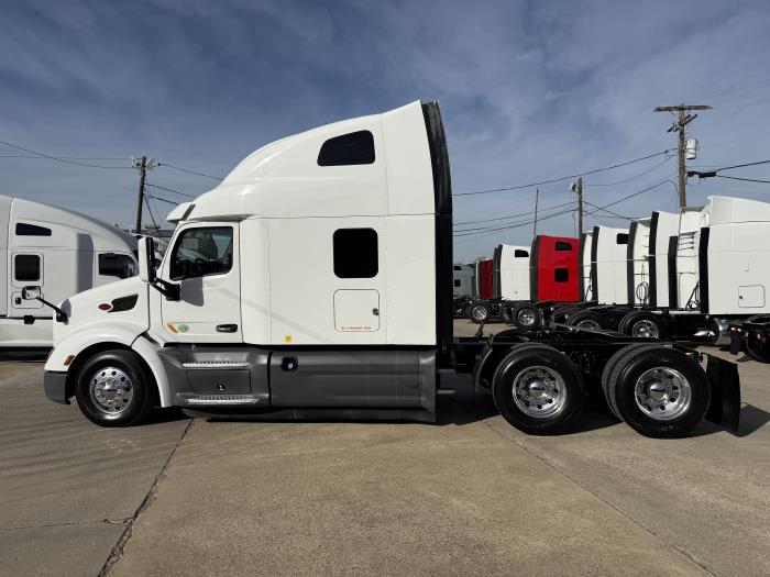 2021 Peterbilt 579-36