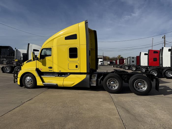 2024 Kenworth T680-39