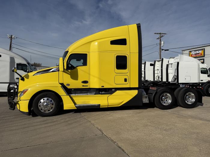 2024 Kenworth T680-41