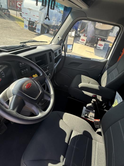 2026 Peterbilt 548-9