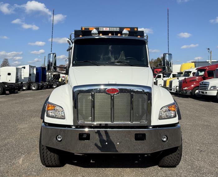 2026 Peterbilt 548-8