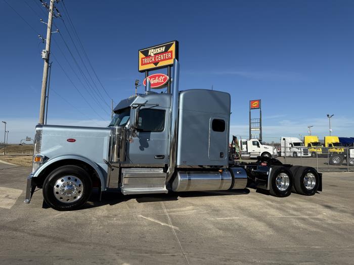2026 Peterbilt 589-4