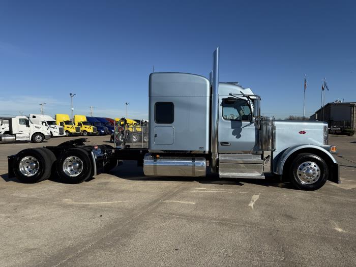 2026 Peterbilt 589-13