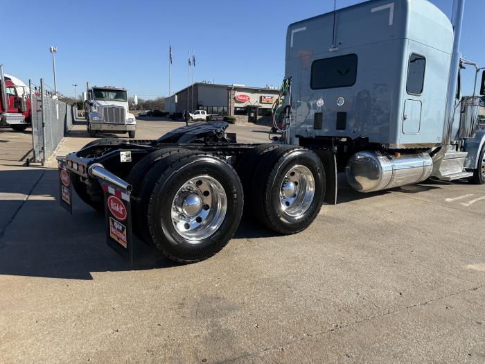 2026 Peterbilt 589-17