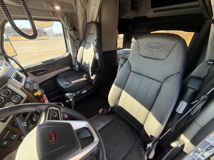 2026 Peterbilt 589-23