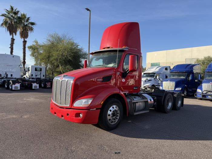 2020 Peterbilt 579-1