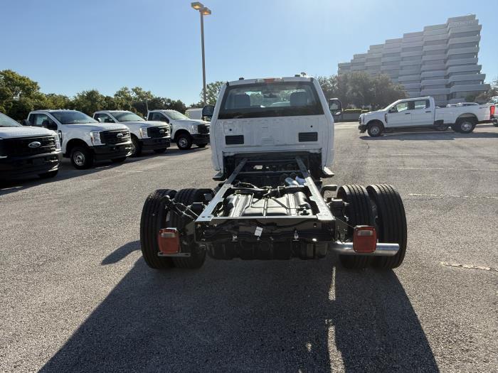 New 2026 Ford F-450 - photo 6