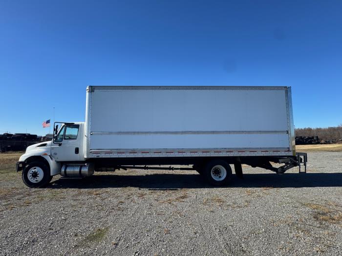 2019 International 4300-8