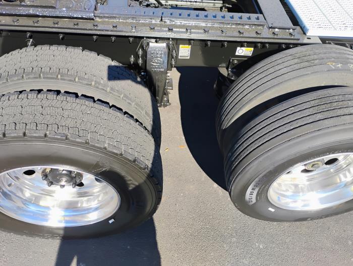 2022 Peterbilt 579-4